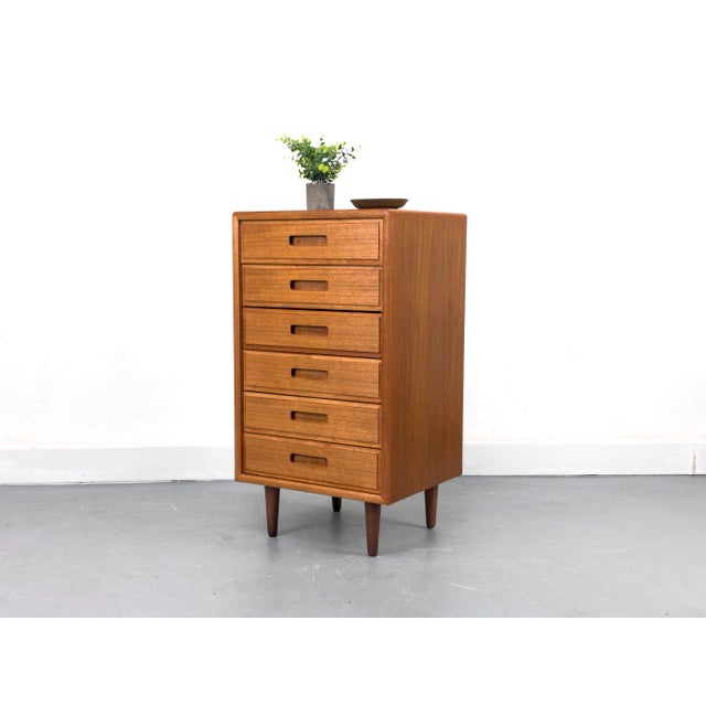 Mid-Century Modern Danish Teak Chest of Drawers from Fanø, 1970s For Sale - Image 3 of 14