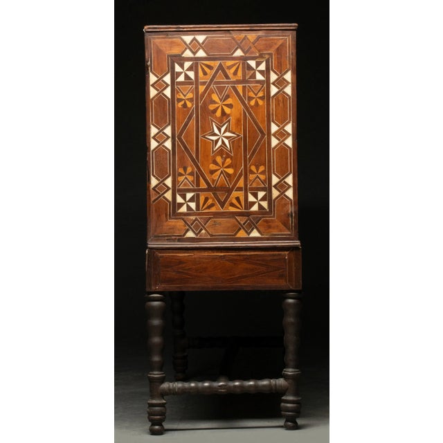 18th C. Portuguese Contador Com Trempe Chest on Stand Wood Parquetry For Sale - Image 14 of 18