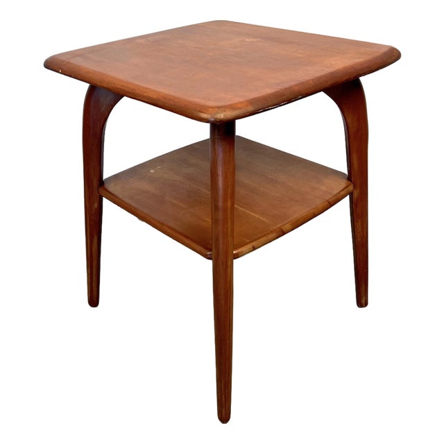 Mid-Century Modern Wishbone Side Table Attributed to Heywood Wakefield For Sale