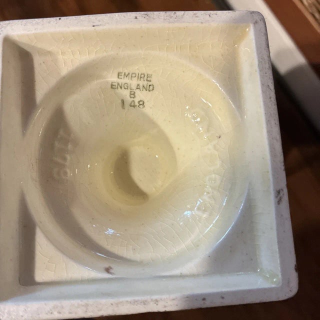 Vintage Empire Shelton Porcelain England 1930s Pedestal Vase For Sale - Image 4 of 4