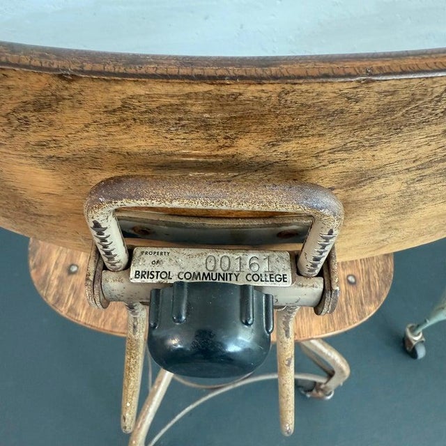 Tan Pair of Industrial Height Adjustable Rolling Office Chairs by Toledo For Sale - Image 8 of 9