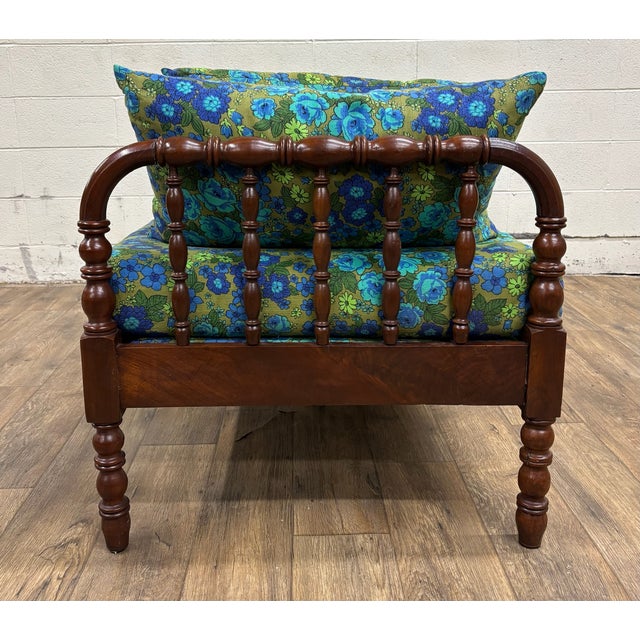 Early 20th Century Antique Carved and Turned Spindle Spool Daybed Bench With Cushions For Sale - Image 5 of 12