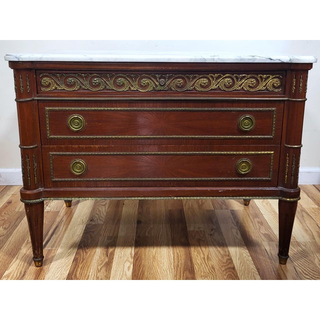 Pair Vintage Empire Directoire French Style Bronze & Marble Top Bed End Commodes For Sale - Image 4 of 18