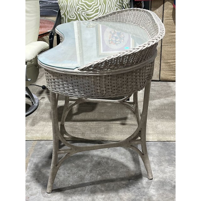 Antique Oriole Wicker Writing Desk or Vanity and Chair. Withrow For Sale In Tampa - Image 6 of 18