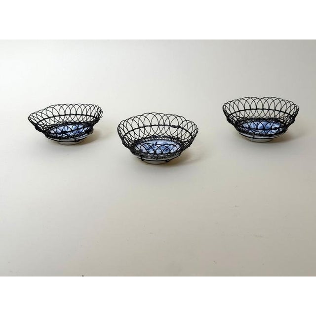 19th Century Porcelain Wire Bowls attributed to Meissen, Germany, Set of 3 For Sale - Image 5 of 16