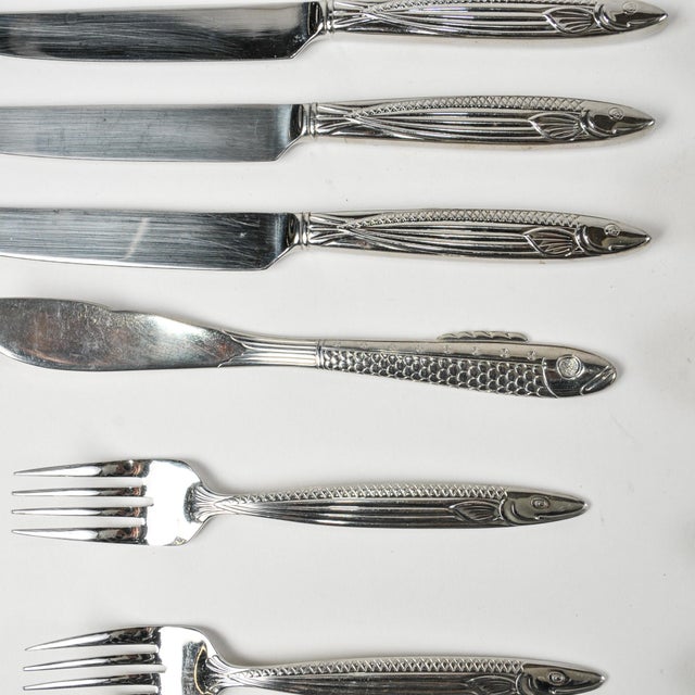 Reed and Barton Pisces Pattern Fish Motif Stainless Flatware Set 4 Table Settings - 21 Pieces For Sale - Image 12 of 12