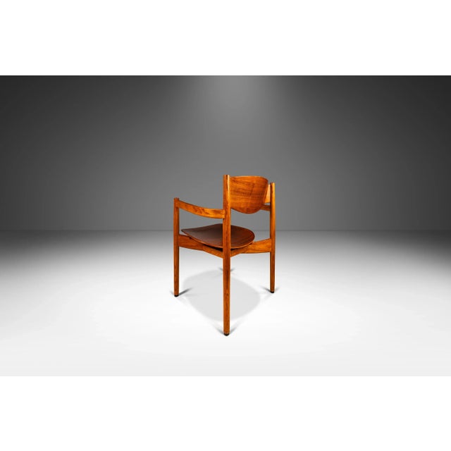 1960s Set of 6 Mid-Century Modern Stacking General Purpose Chairs in Oak & Walnut by Jens Risom for Jens Risom Design, Usa, Circa 1960's For Sale - Image 5 of 12