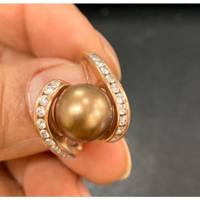 10 MM Chocolate Tahitian Pearl and Diamond Cocktail Ring 14 Karat Gold For Sale - Image 12 of 18