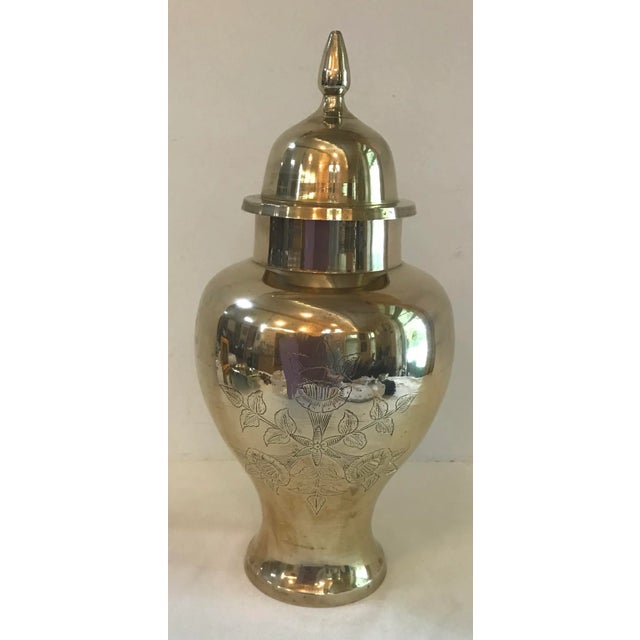 Mid 20th Century Vintage Brass Urn For Sale - Image 5 of 5