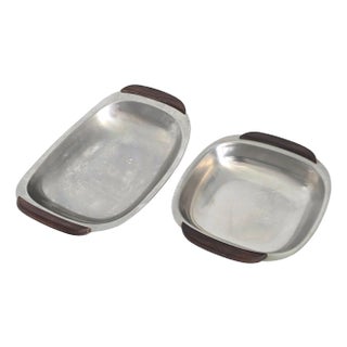 1960s Lundtofte Denmark Stainless Steel Platters With Rosewood Handles, Set of 2 For Sale
