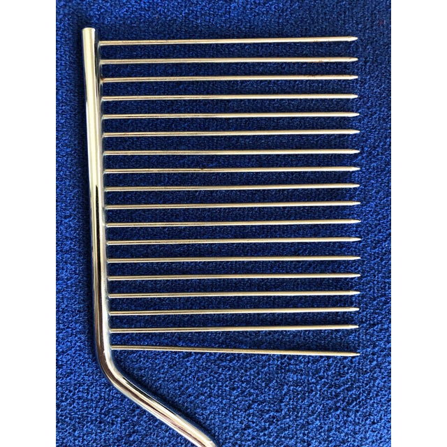 1950s Sheffield England Cake Breaker Floral and Gold Painted Porcelain Handle For Sale - Image 6 of 7