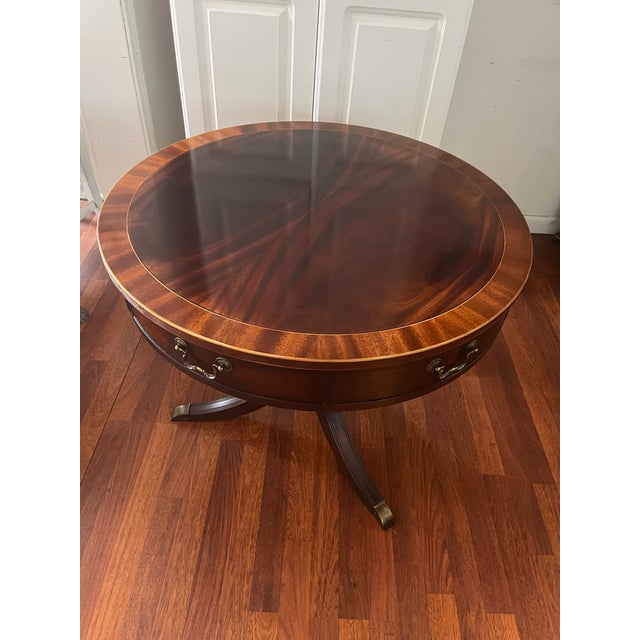 1980s Baker Inlaid Pedestal Round Drum Table Mahogany Vintage For Sale - Image 5 of 5