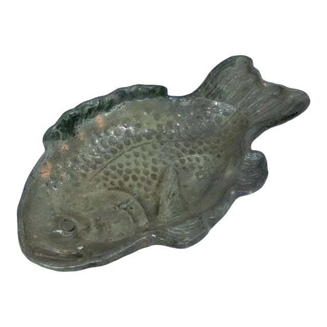 Early 20th Century Japanese Meiji Ceramic Fish Serving Dish For Sale
