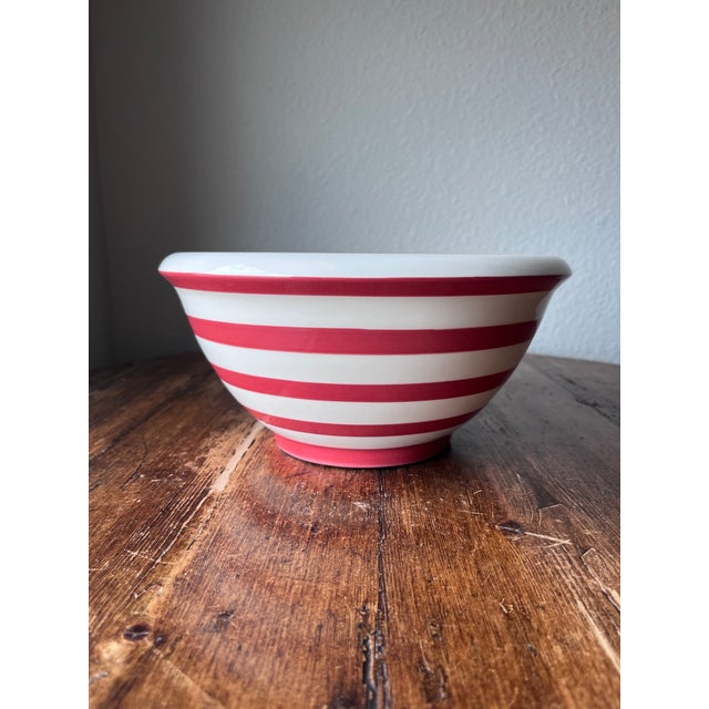 Late 20th Century Terramoto Pottery San Francisco Red and White Striped Mixing Bowl 9.25" For Sale In Dallas - Image 6 of 10