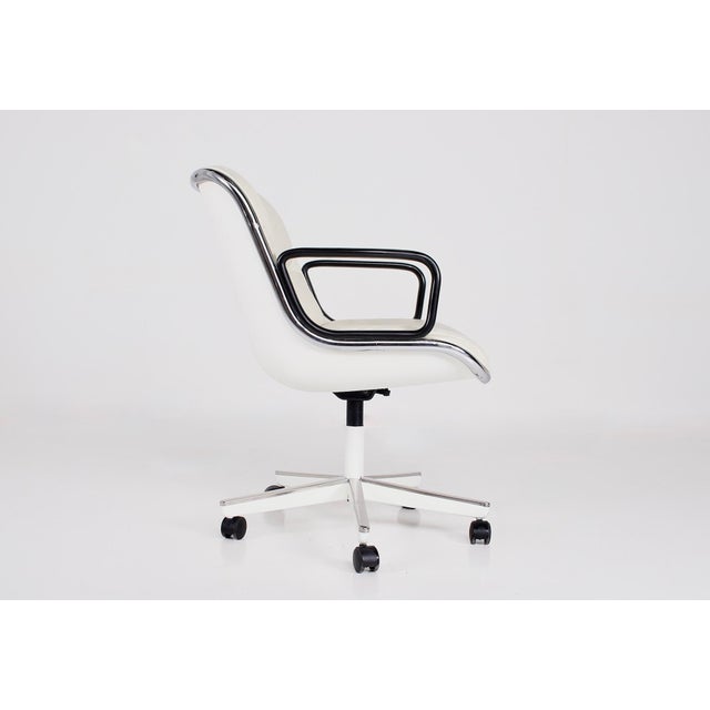 Executive Swivel Armchair from Charles Pollock, 1970s For Sale - Image 4 of 14