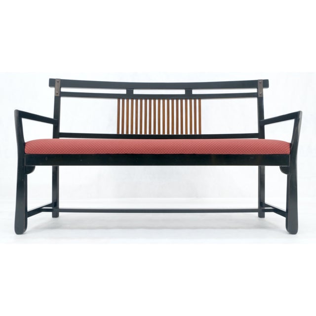 Charles Rennie Mackintosh Vintage Black Lacquer Red Upholstery Bench w/ Arms Slotted Back MINT For Sale - Image 4 of 11