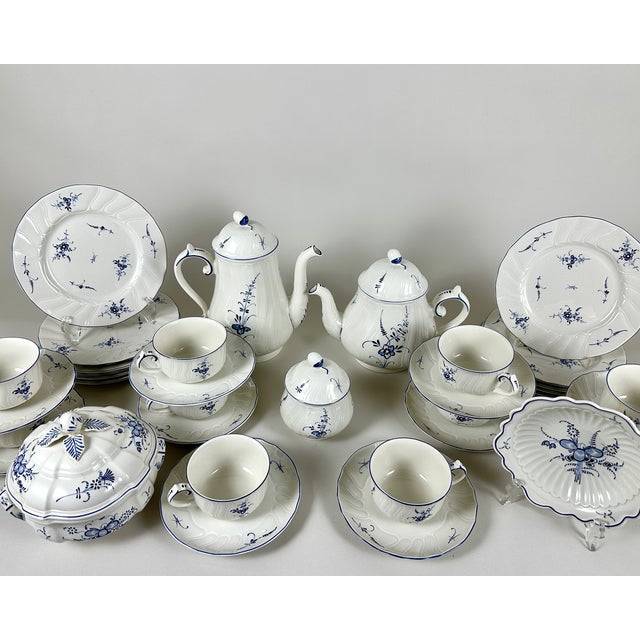 Vintage Luxembourg Vitro-Porcelain Tea Service from Villeroy & Boch, 1970s, Set of 39 For Sale - Image 11 of 11