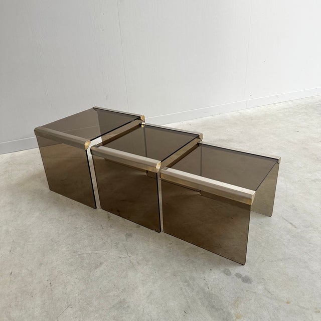 A refined set of three nesting tables designed by Pierangelo Gallotti for Gallotti & Radice, known as the ‘Tris’ T35...
