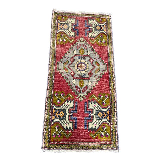 Turkish Yastik Rug 1'7" x 3'3" For Sale