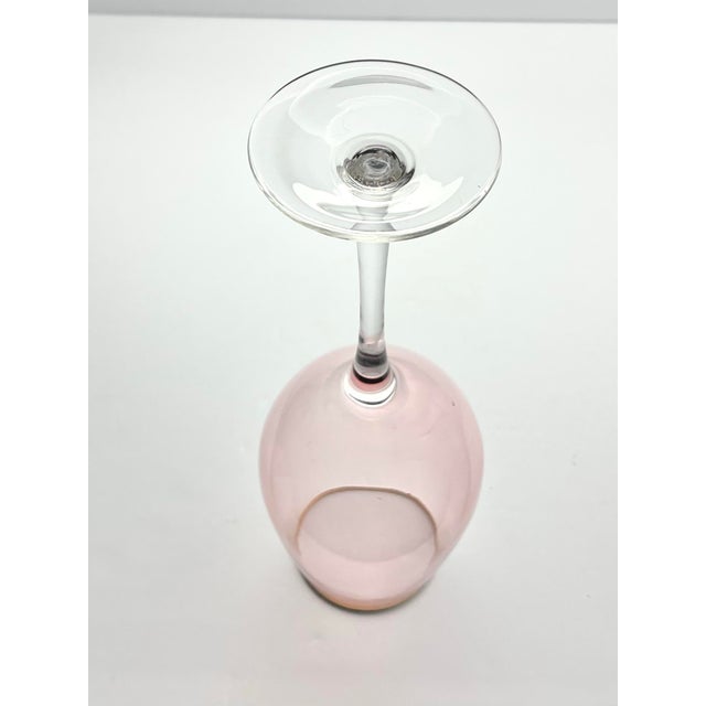 2020s Set of 4 Contemporary Rose Pink Gold Rim Wine, Water or All Purpose Glasses For Sale - Image 5 of 5