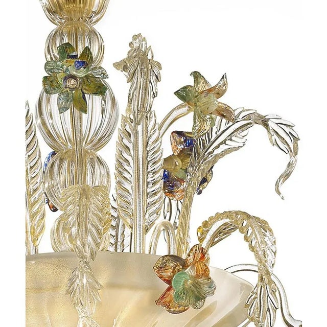 Early 21st Century Transparent and Gold Floral Chandelier in Murano Glass by Simoeng For Sale - Image 5 of 7