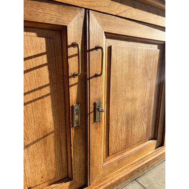 Double-Sided Pharmacy Counter in Marble and Chestnut Wood, 1900 For Sale - Image 10 of 18