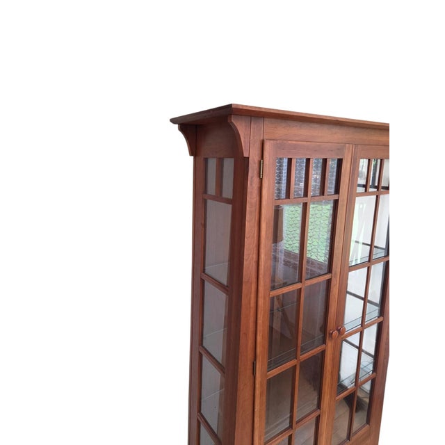 Ethan Allen American Impressions Arts & Crafts Cherry Lighted Curio Cabinet For Sale - Image 12 of 17
