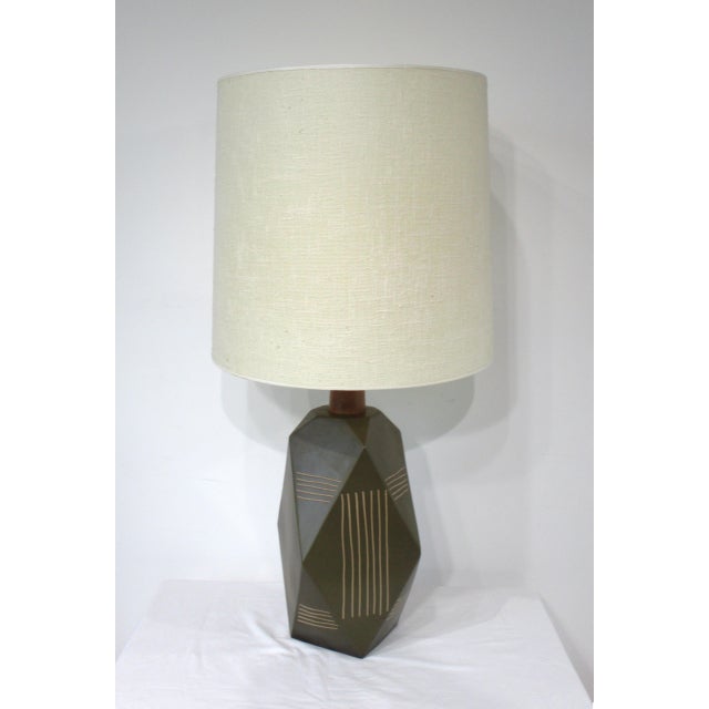 Mid 20th Century Rare Gordon and Jane Martz Geometric Ceramic Table Lamp by Marshall Studios For Sale - Image 11 of 11