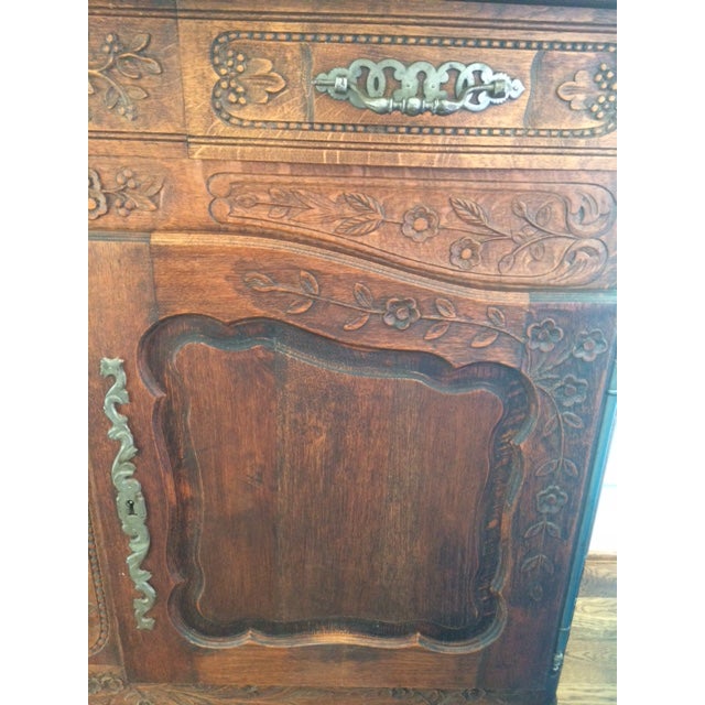 1800's French Provincial Walnut Chest For Sale - Image 4 of 13