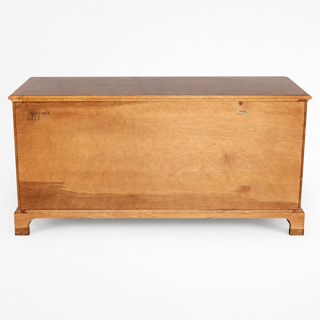1970s Vintage Henredon Aston Court Banded Mahogany Triple Dresser For Sale - Image 14 of 14