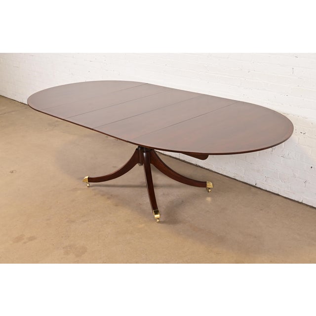 English Baker Furniture Georgian Banded Cherry Wood Pedestal Extension Dining Table, Newly Refinished For Sale - Image 3 of 14