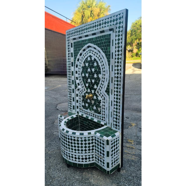 Moroccan Green & White Mosaic Tile Fountain / Rafraf Style For Sale In Orlando - Image 6 of 7