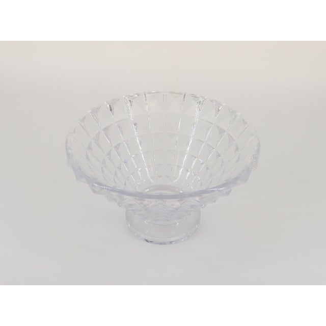 Vintage geometric crystal bowl. Art Deco inspired diamond relief pattern.