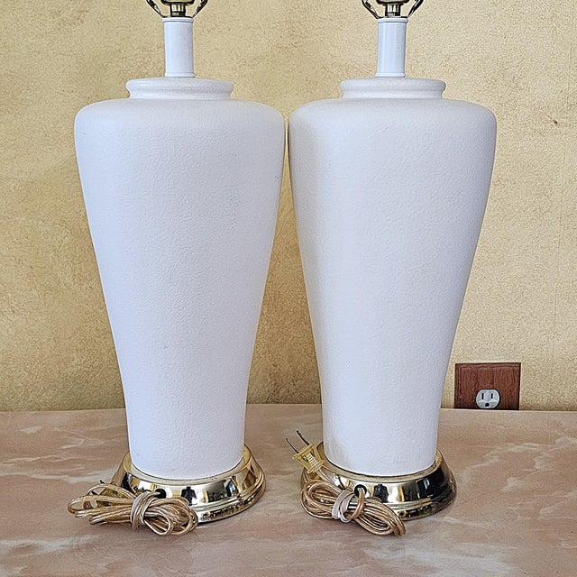 Pair of Vintage White Ceramic Urn Form Table Lamps With Gold Bases and Pleated Shades For Sale In Washington DC - Image 6 of 18