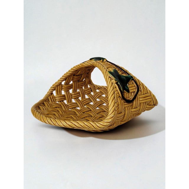 Vallauris woven earthenware basket Height 17 cm Dimensions 23.5 x 32.5 cm Weight 1.3 kg In good condition. There is a...