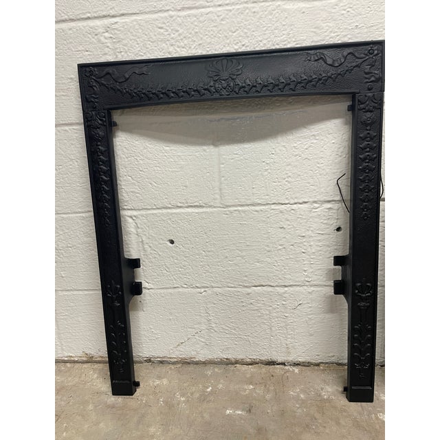 Antique 19th-Century 'The Hunt' Cast Iron Summer Cover — Stag & Hounds Relief For Sale In Mobile - Image 6 of 8