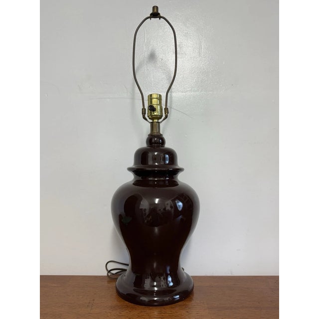 Brown Pair Vintage Brown Ceramic Ginger Jar Table Lamps Hollywood Regency MCM Style For Sale - Image 8 of 16