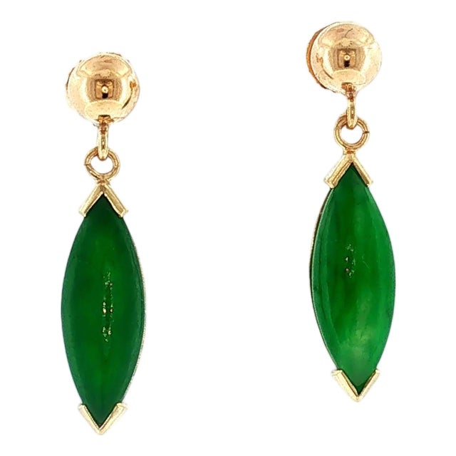 Late 20th-Century 14k Yellow Gold Marquise Shaped Jadeite Drop Earrings For Sale