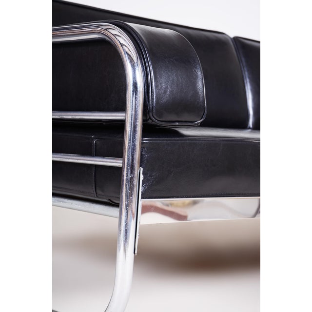 Metal Bauhaus Sofa in Chrome and Leather attributed to Hynek Gottwald, Czech, 1930s For Sale - Image 7 of 8