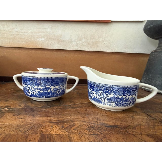 1960s 1960s Blue Willow Sugar Bowl With Lid and Creamer For Sale - Image 5 of 12