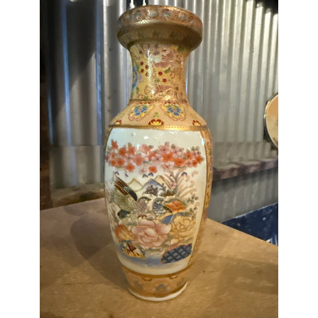1920s 20th Century Japanese Satsuma Vase with Extensive Gilt Decoration and Floral Landscape Scene, 1920s For Sale - Image 5 of 5