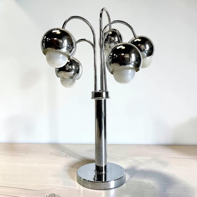 Chrome Robert Sonneman Style Chrome Atomic Waterfall Table Lamp For Sale - Image 8 of 9