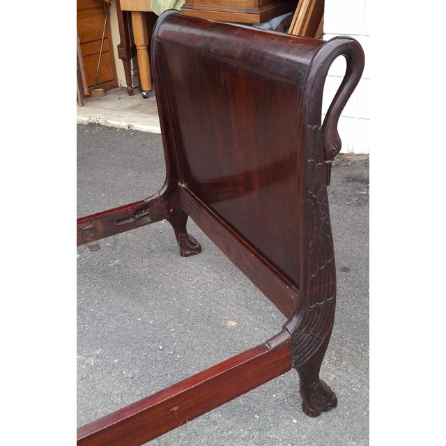 19th Century American Empire Carved Swan Mahogany Single Size Sleigh Daybed For Sale In Washington DC - Image 6 of 14