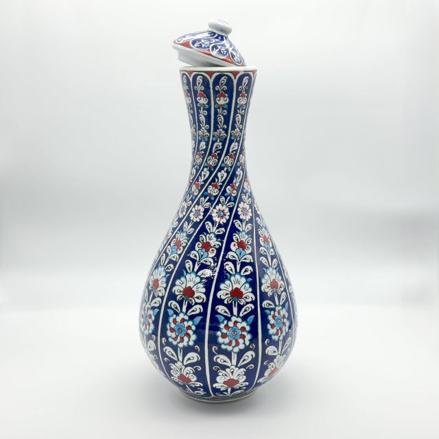 Ceramic Handmade Ceramic “Cesme Bulbulu” Jar (30cm) – Tall Iznik Surahi Vase – Classic Blue & White Floral For Sale - Image 7 of 9