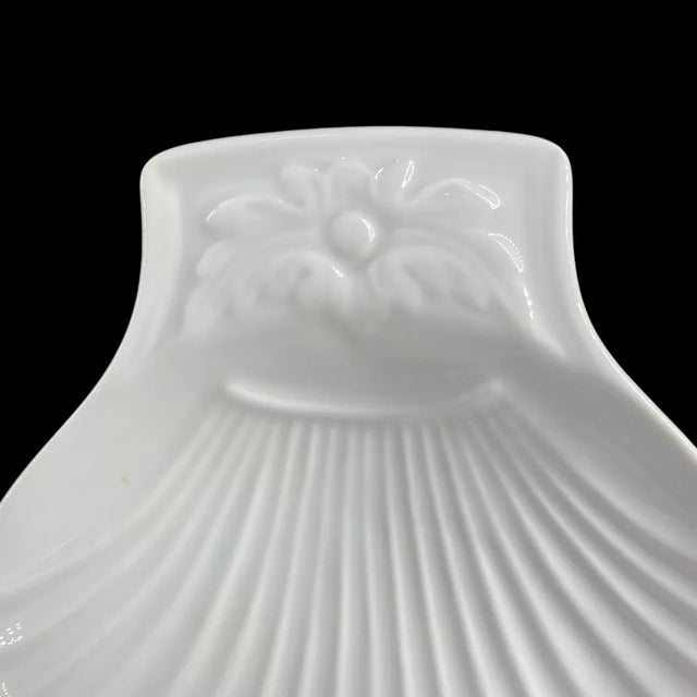 Vintage Pillivuyt Depuis 1818 Porcelain Culinaire Shell Shape Dishes- Set of 2 For Sale - Image 4 of 5