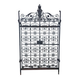 Example of Gates in West Palm