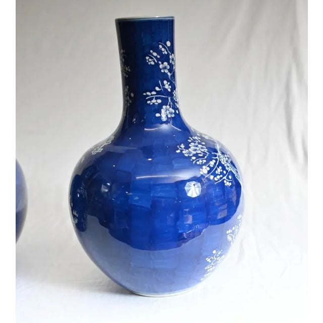 Chinese Temple Jars in Blue and White Porcelain Urns, Set of 2 For Sale - Image 5 of 8