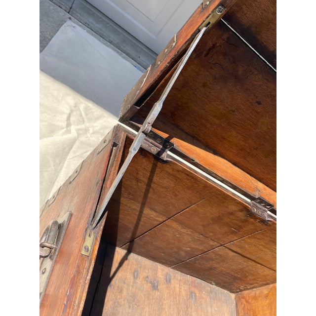 English Antique English Oak and Iron Silver Chest, Mid 1800's For Sale - Image 3 of 7