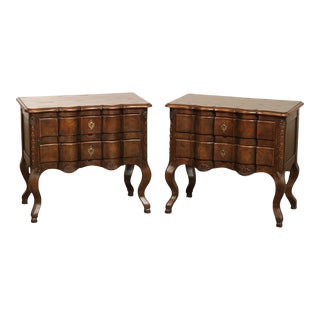 Baker Furniture Baroque Style Pair of Serpentine Commode Nightstands For Sale