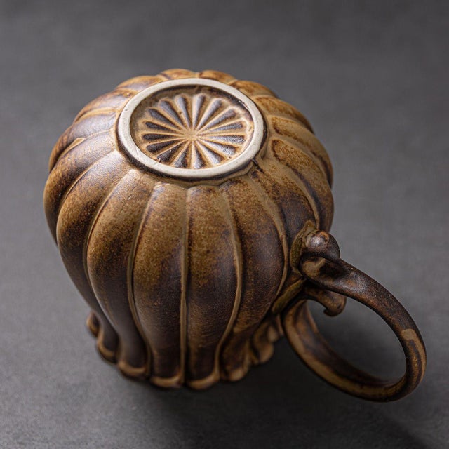 Vintage-Style Pumpkin-Shaped Mug - Set of 2 For Sale - Image 4 of 5